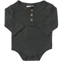 Me & Henry Aynor Rib Onesie | Charcoal