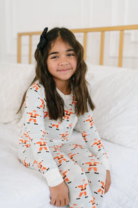 Ollie Jay 2 Piece Kids Bamboo Pajama Set in Santa Angels