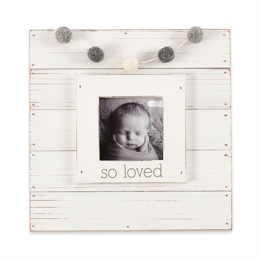 Mud Pie White So Loved Garland Frame