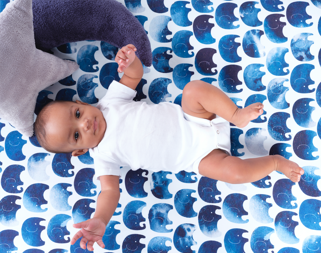 Oilo Jersey Crib Sheet - Indigo Elephant