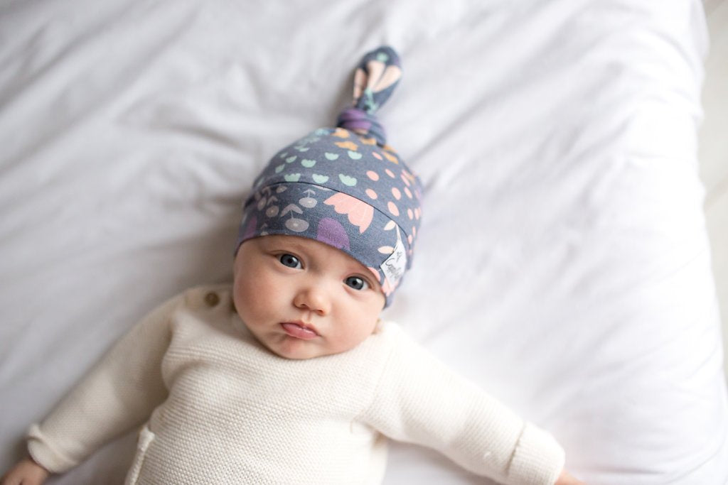 Copper Pearl Top Knot Hat - Meadow