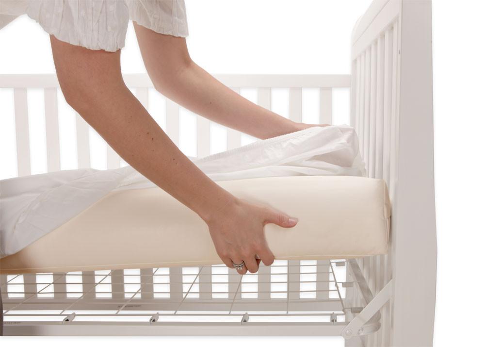 Lullaby Earth Lightweight 2-Stage Crib Mattress