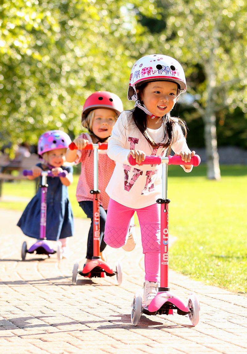 Micro Kickboard - Mini Deluxe Mini Scooter - Pink